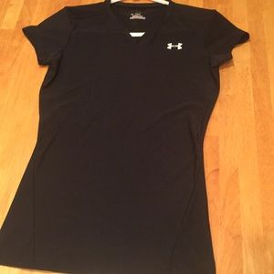 Like new Under Armour Heat Gear Shirt
